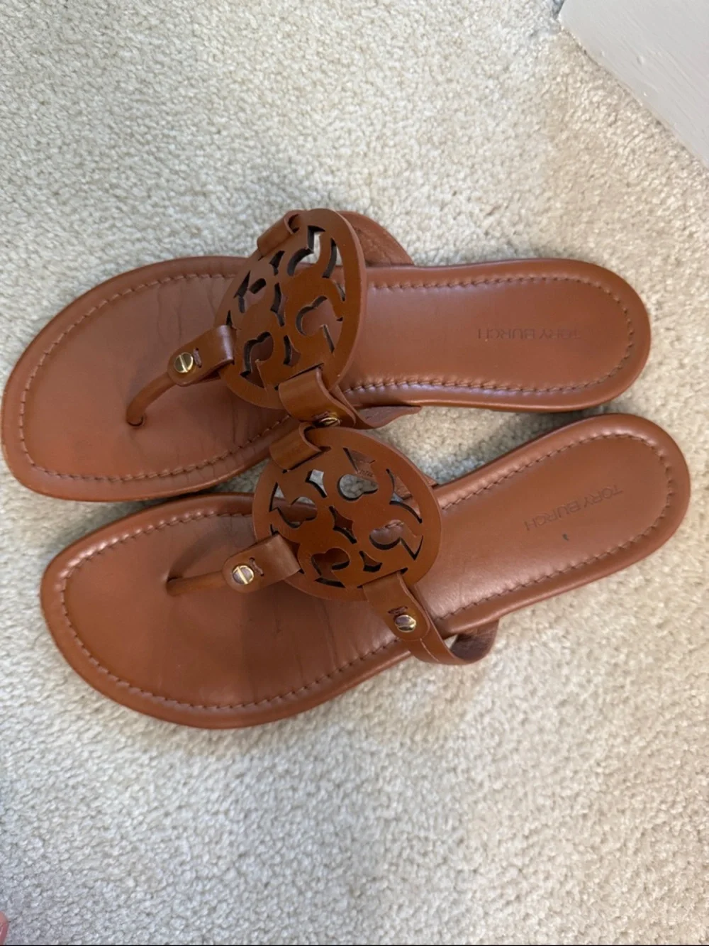 Tory Burch Tan Miller Logo Thong Sandals - Picture 4 of 4